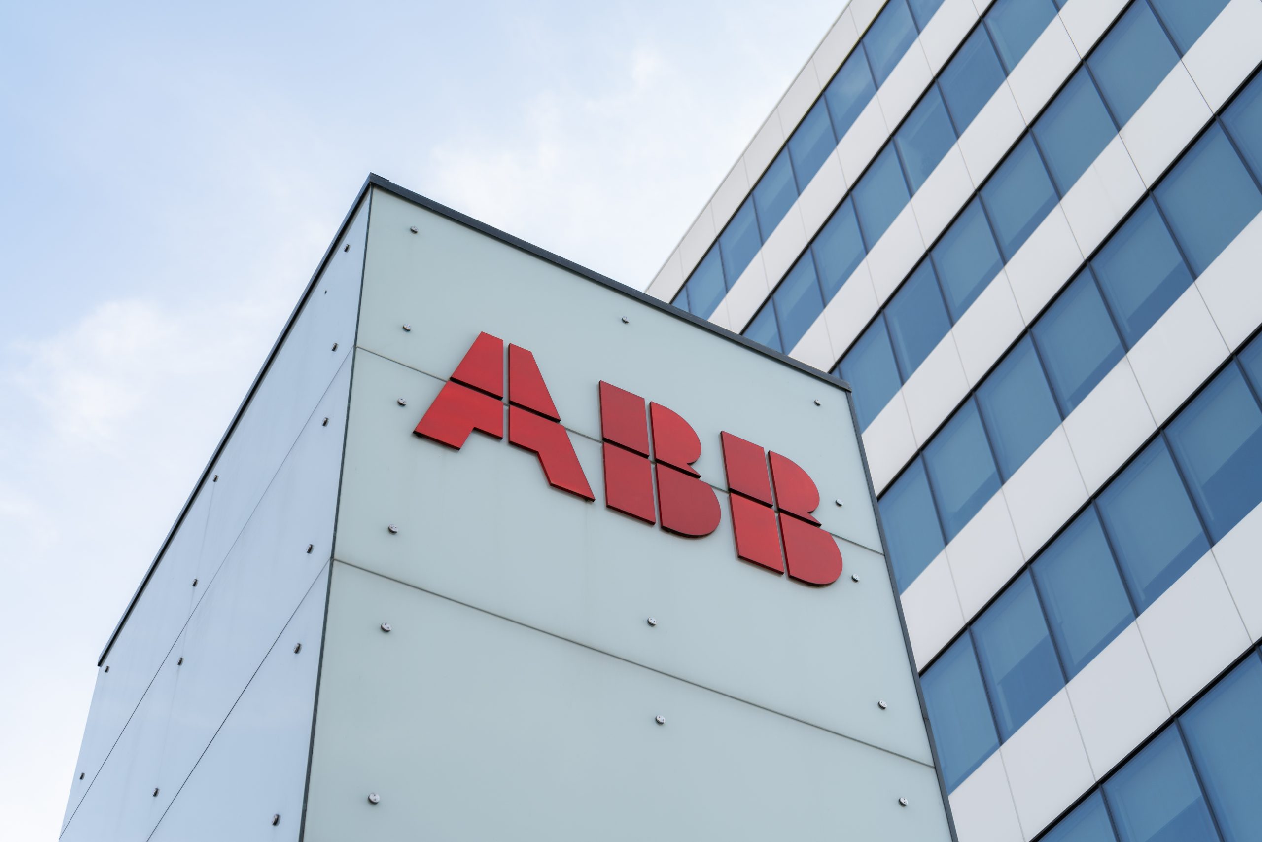 ABB kassiert Milliarden für Robotics-Sparte